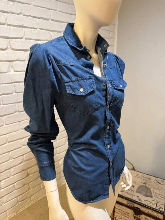 Torn by Ronny Kobo Chambray Denim Blouse S NWT Structured Chic Mutton Sleeve - Picture 5 of 16